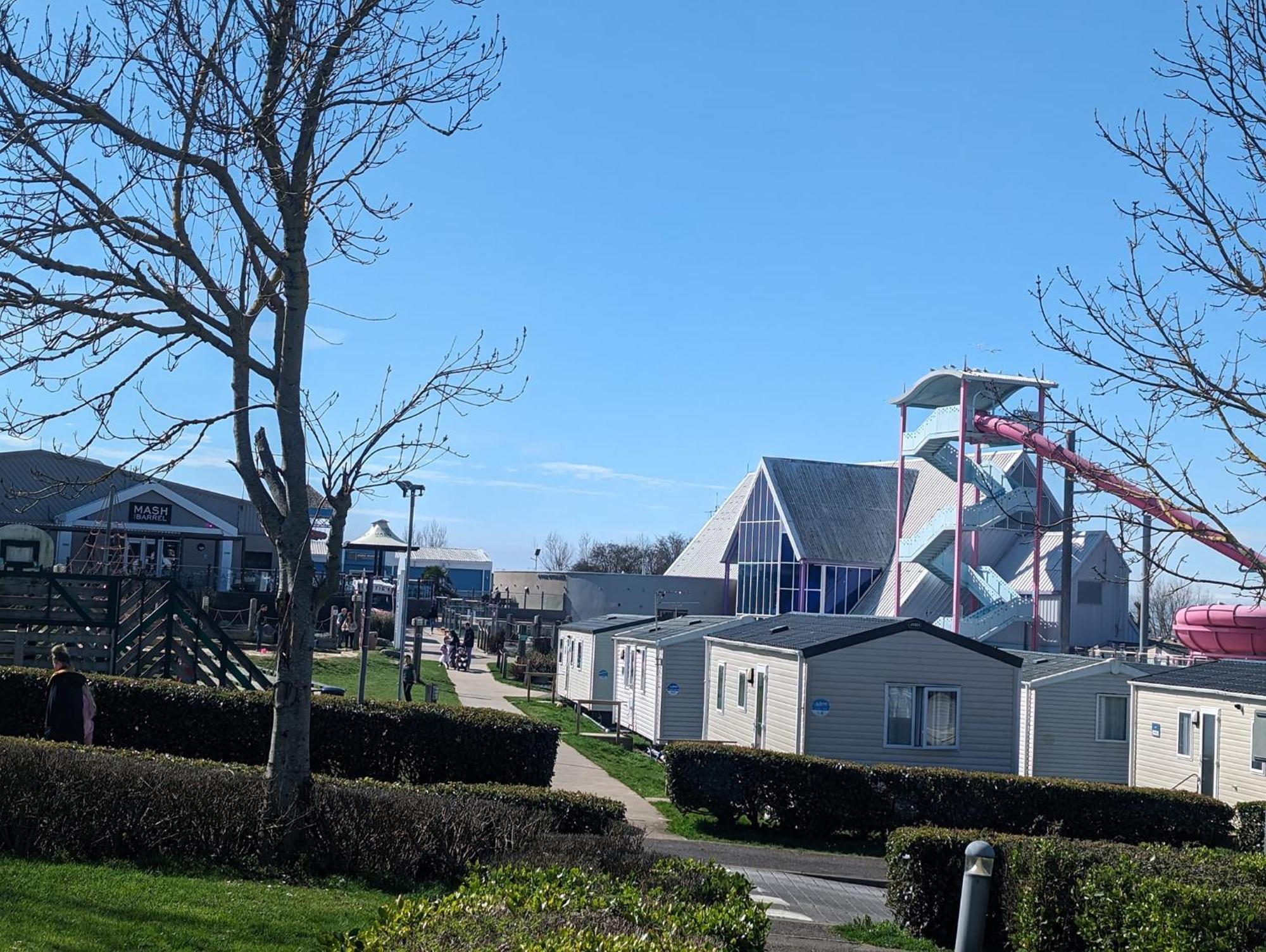Swift Holidays At Combe Haven Holiday Park Hastings Kültér fotó