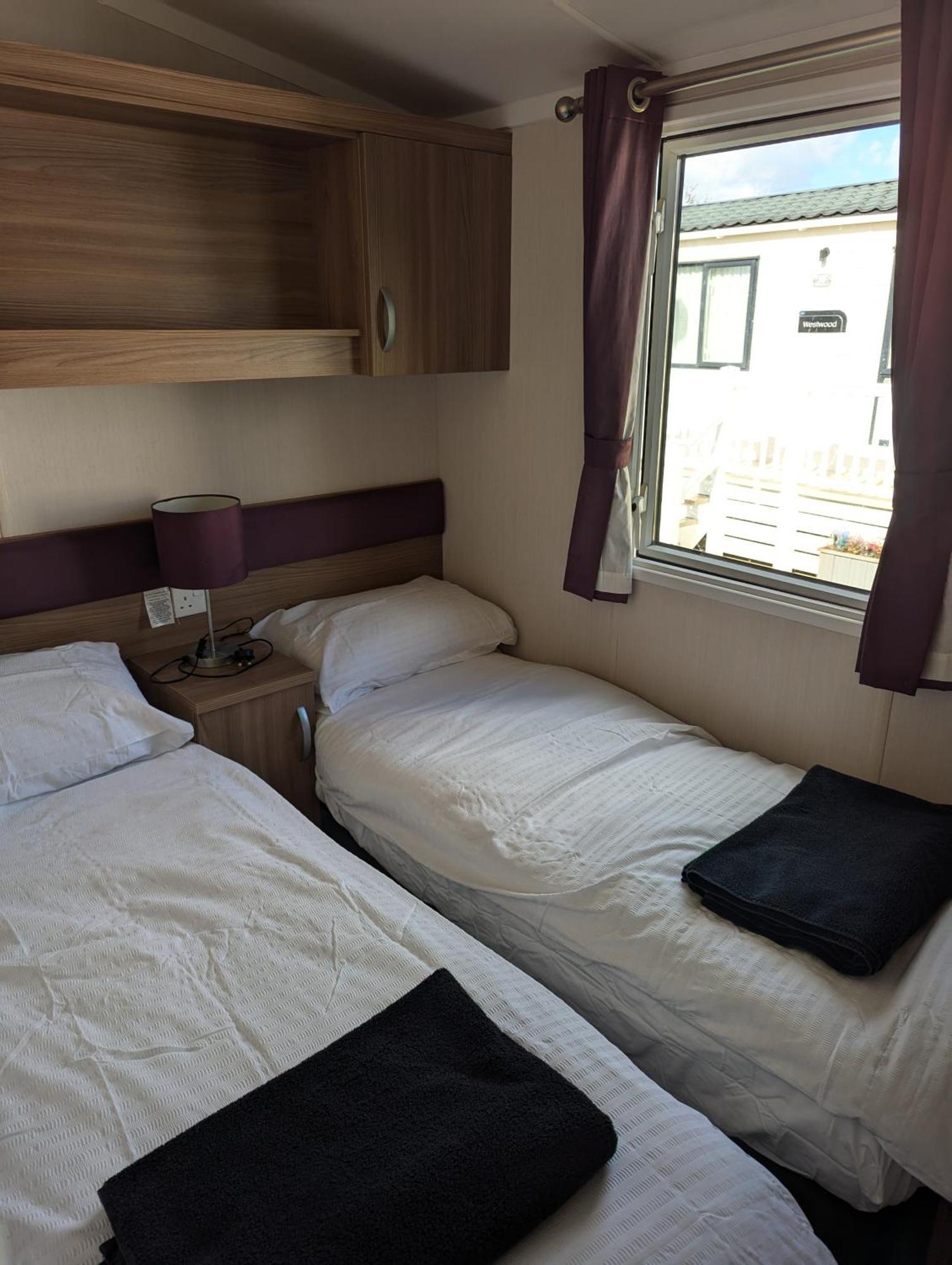 Swift Holidays At Combe Haven Holiday Park Hastings Kültér fotó